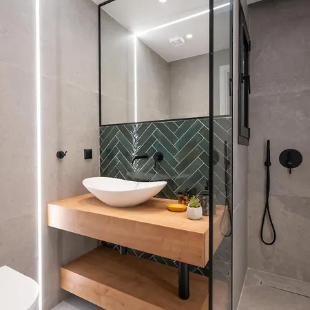 Liv - Modern Heavenly Retreat In Exarcheia