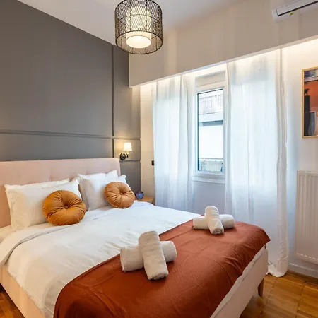 Liv - Modern Heavenly Retreat In Exarcheia Athens