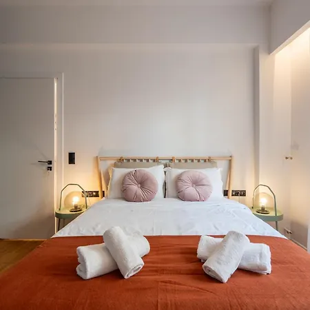 Liv - Modern Heavenly Retreat In Exarcheia Αθήνα