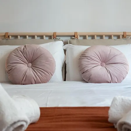 Liv - Modern Heavenly Retreat In Exarcheia Apartment *