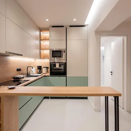 Apartment Liv - Modern Heavenly Retreat In Exarcheia Athens